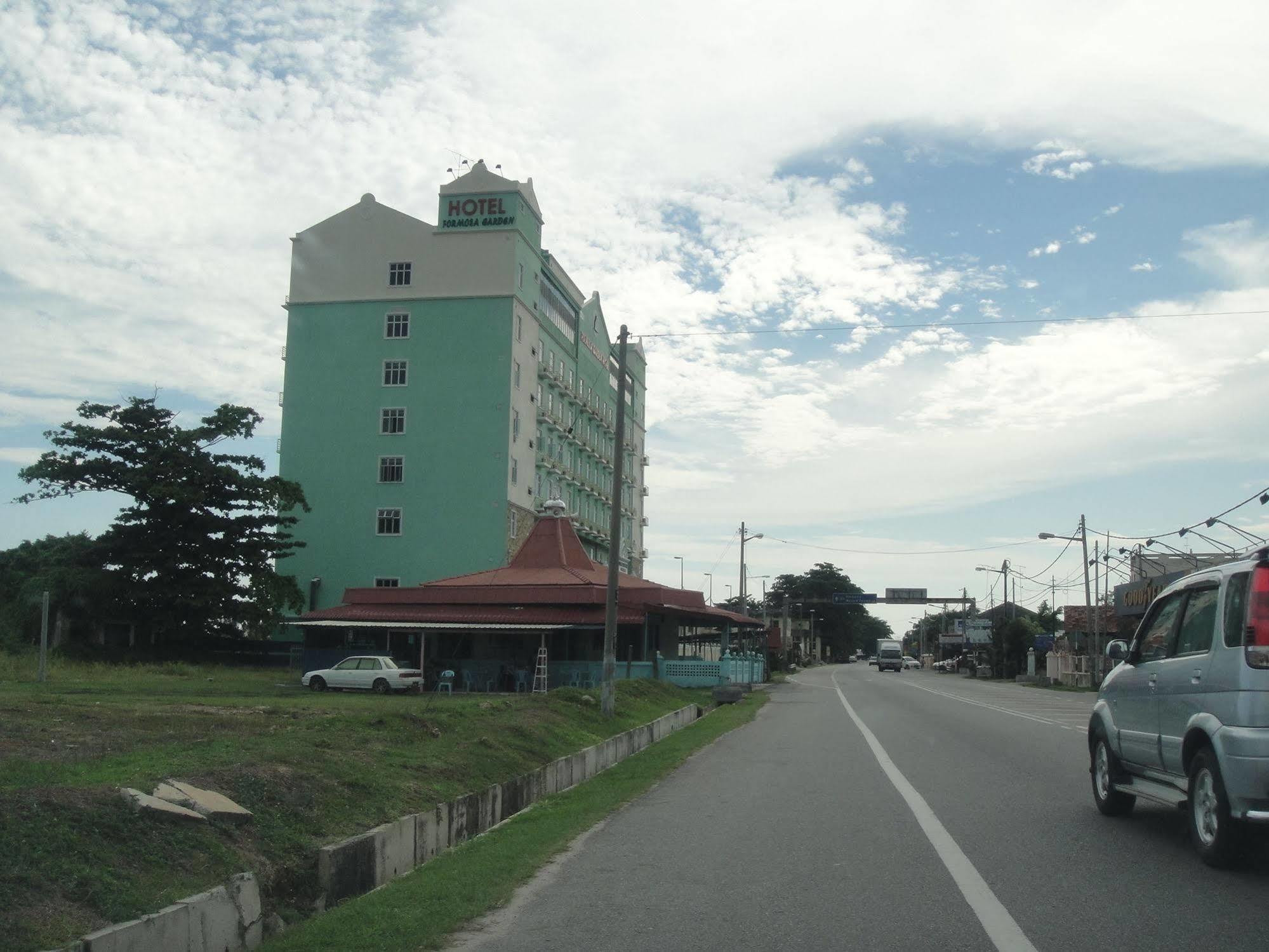 Formosa Garden Hotel Malacca Exterior photo